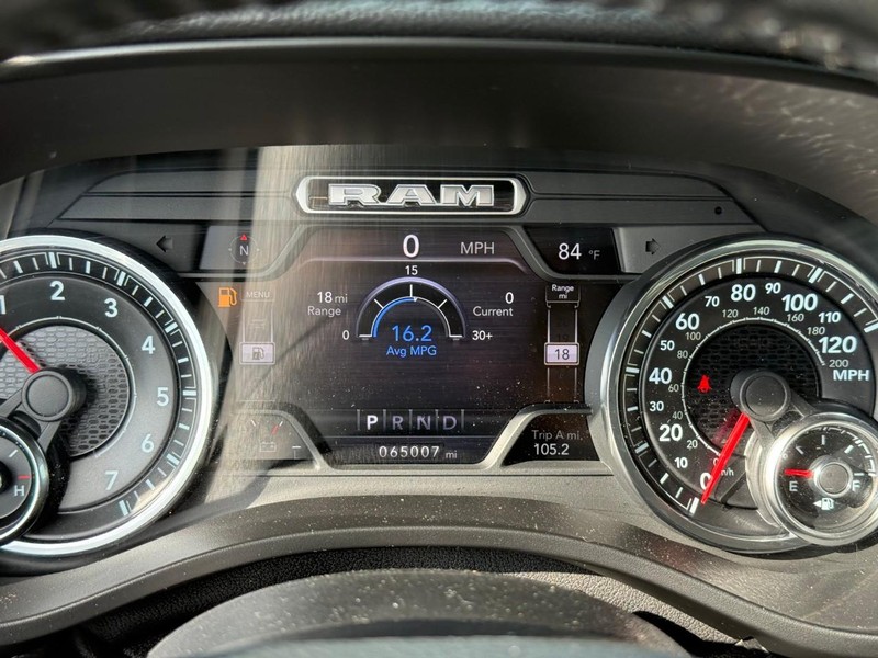 Ram 1500 Vehicle Image 24