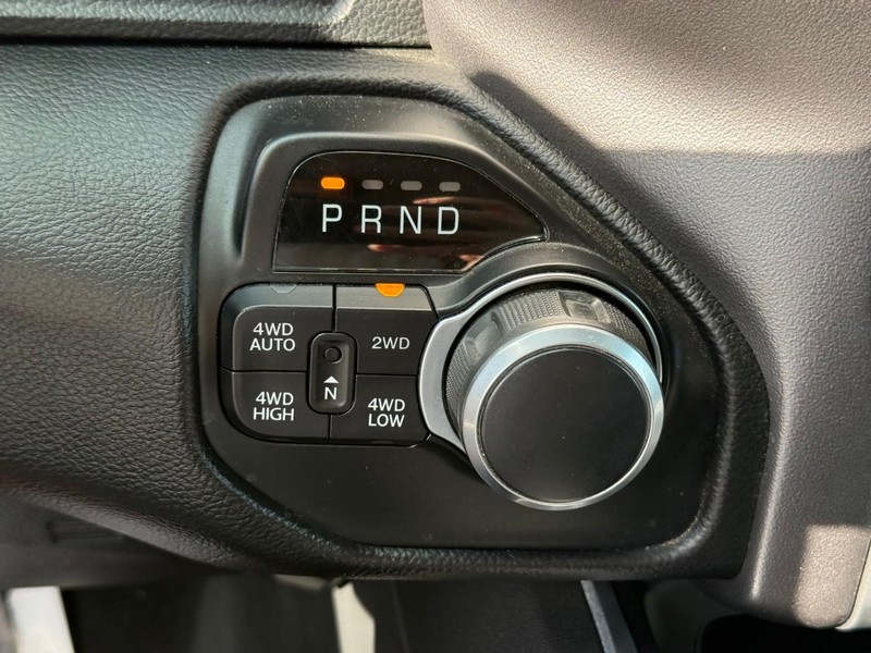 Ram 1500 Vehicle Image 25