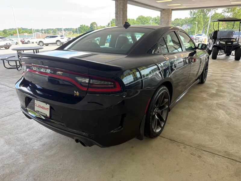 Dodge Charger Vehicle Image 11