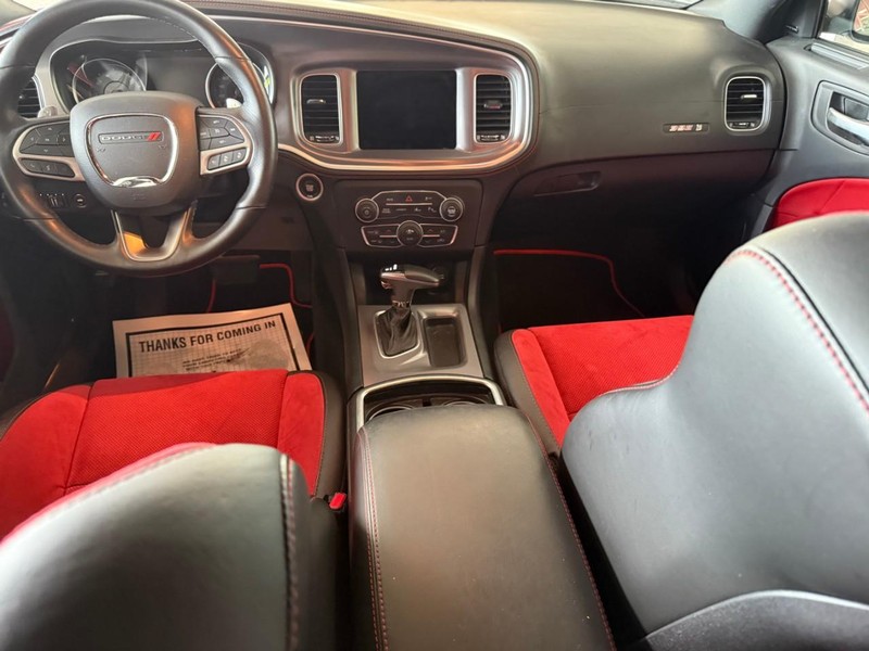 Dodge Charger Vehicle Image 15