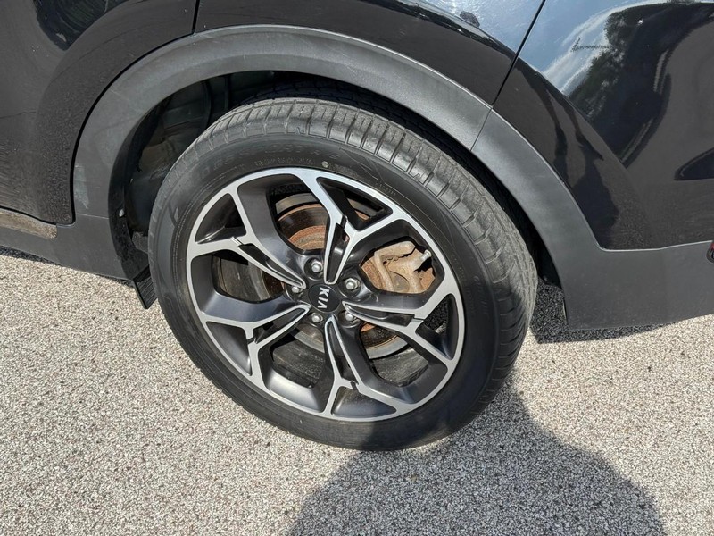 Kia Sportage Vehicle Image 05