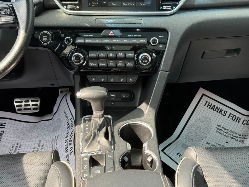 Kia Sportage Vehicle Image 18