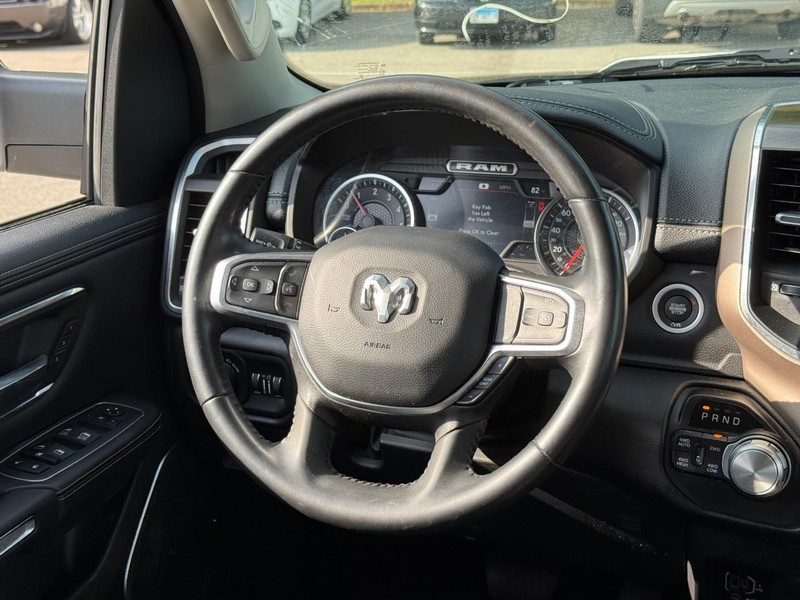 Ram 1500 Vehicle Image 16