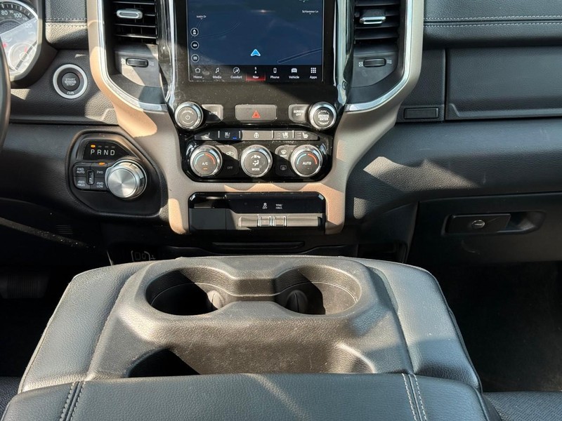 Ram 1500 Vehicle Image 18