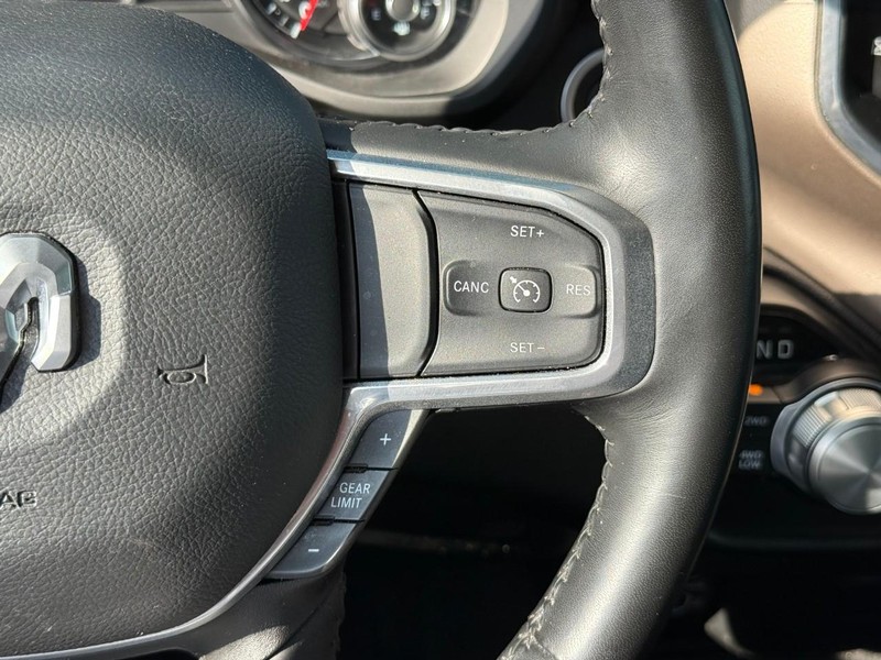 Ram 1500 Vehicle Image 24