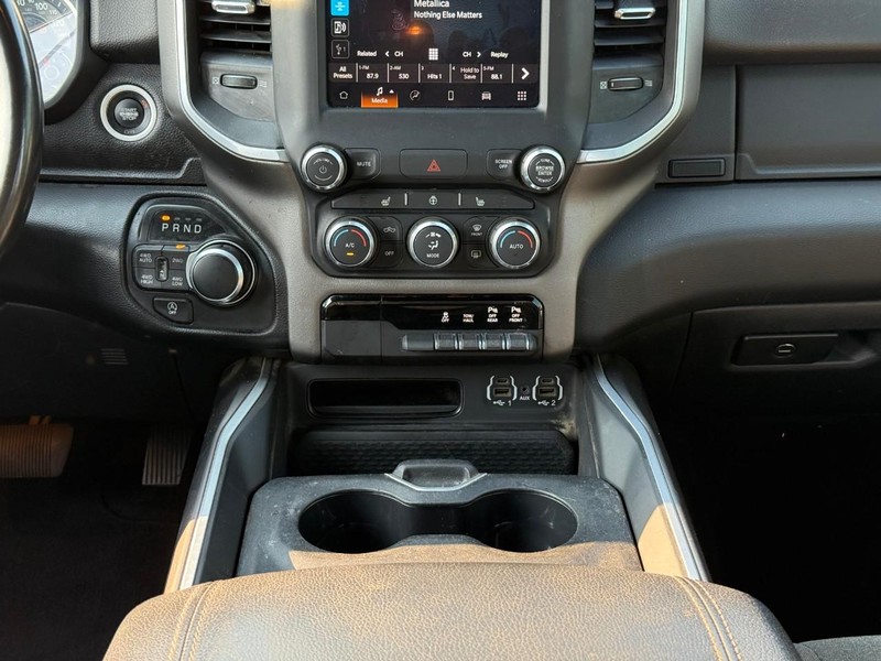Ram 1500 Vehicle Image 18