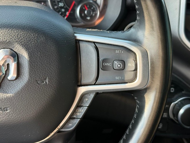 Ram 1500 Vehicle Image 22