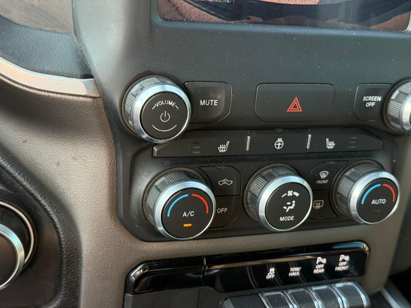 Ram 1500 Vehicle Image 25