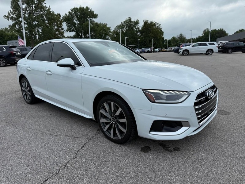 Audi A4 Sedan Vehicle Image 11