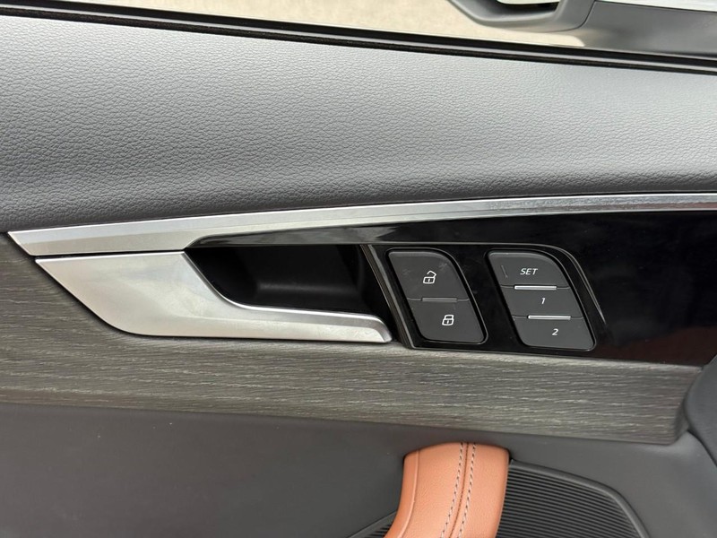 Audi A4 Sedan Vehicle Image 20