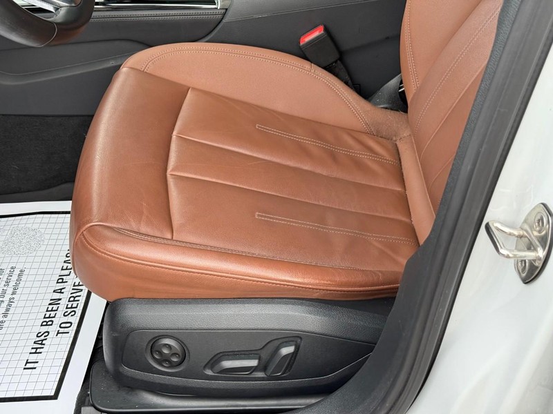 Audi A4 Sedan Vehicle Image 21