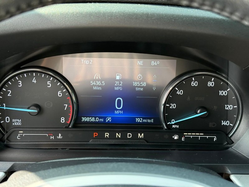 Ford Explorer Vehicle Image 25