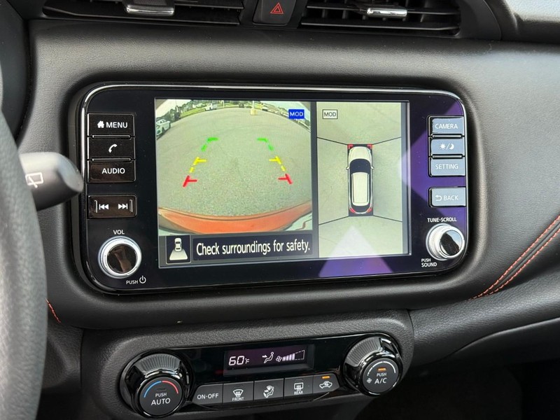 Nissan Kicks Vehicle Image 28