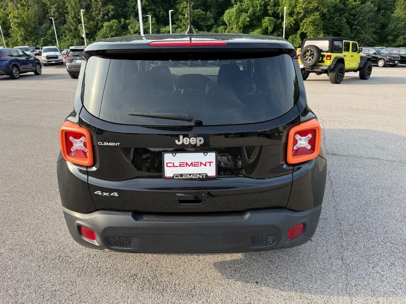 Jeep Renegade Vehicle Image 08