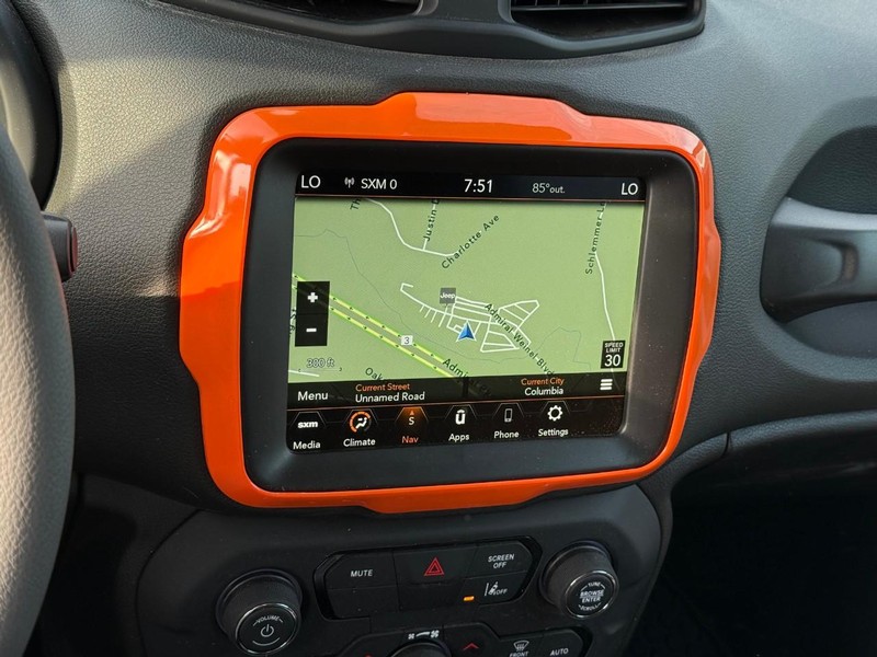 Jeep Renegade Vehicle Image 26