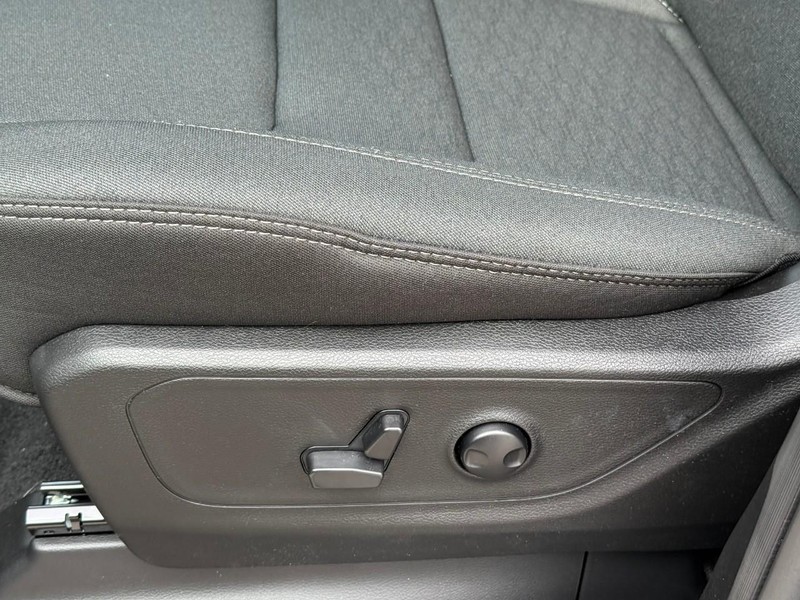 Ram 1500 Vehicle Image 15