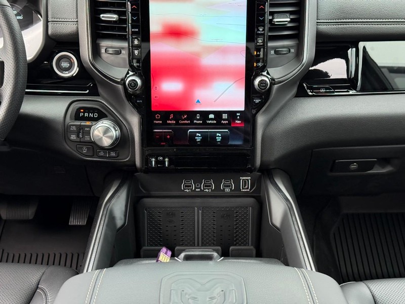 Ram 1500 Vehicle Image 13