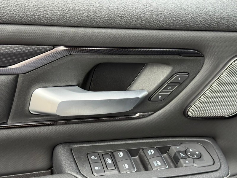 Ram 1500 Vehicle Image 15
