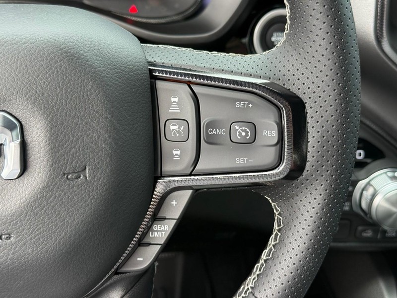 Ram 1500 Vehicle Image 19