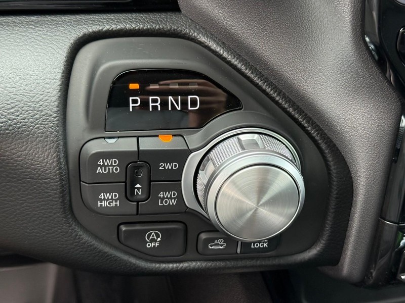 Ram 1500 Vehicle Image 20