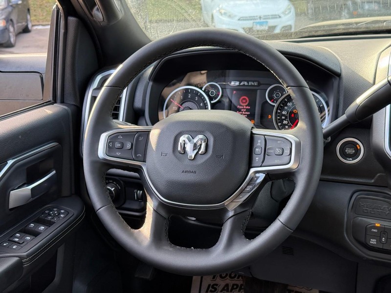 Ram 2500 Vehicle Image 11