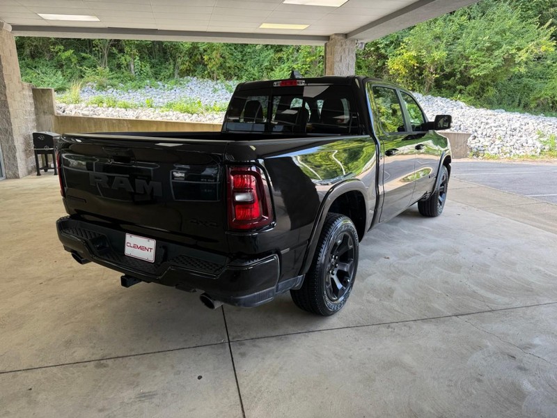 Ram 1500 Vehicle Image 04