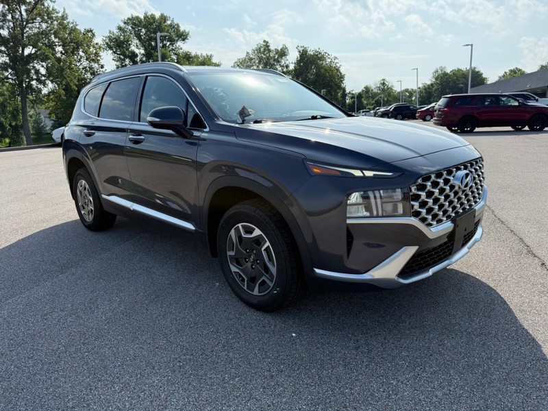 Hyundai Santa Fe Hybrid Vehicle Image 05