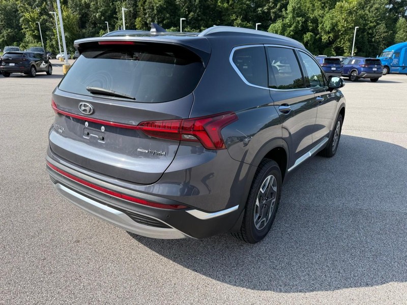 Hyundai Santa Fe Hybrid Vehicle Image 11