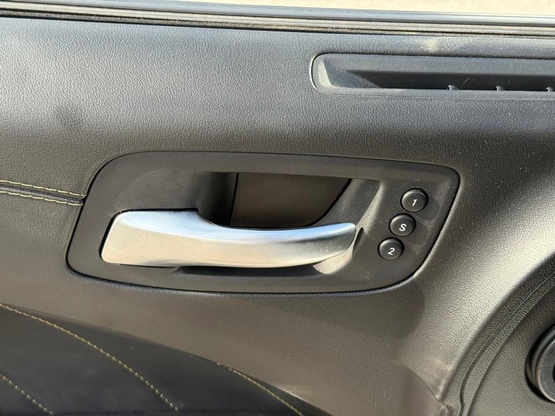 Dodge Charger Vehicle Image 19