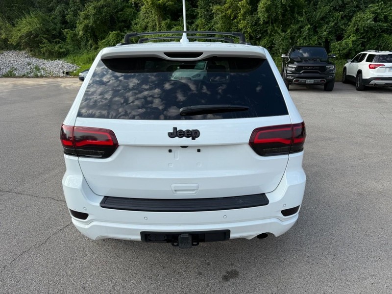 Jeep Grand Cherokee Vehicle Image 08
