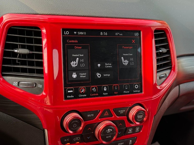 Jeep Grand Cherokee Vehicle Image 27