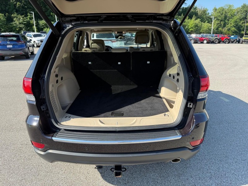 Jeep Grand Cherokee Vehicle Image 08
