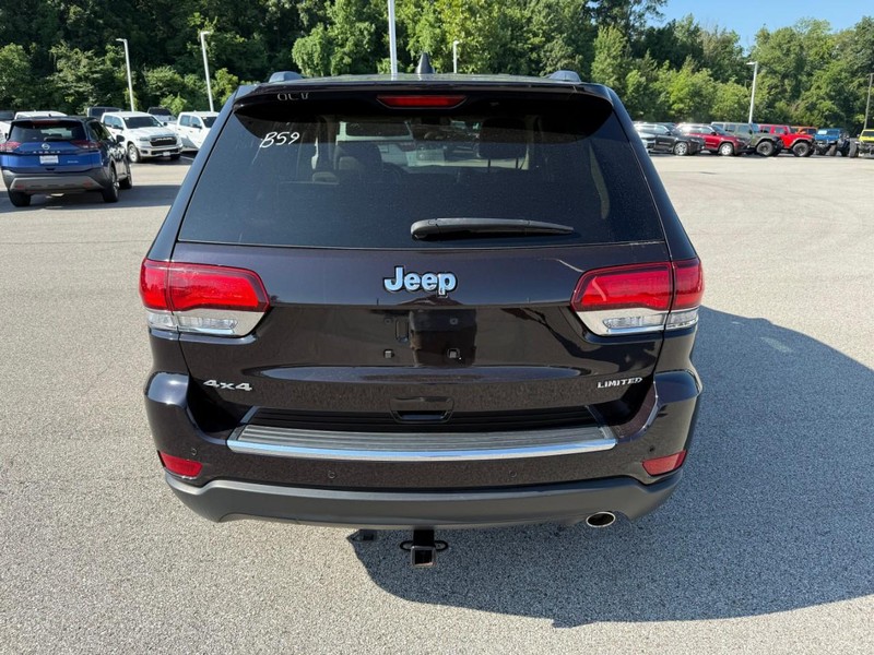 Jeep Grand Cherokee Vehicle Image 09