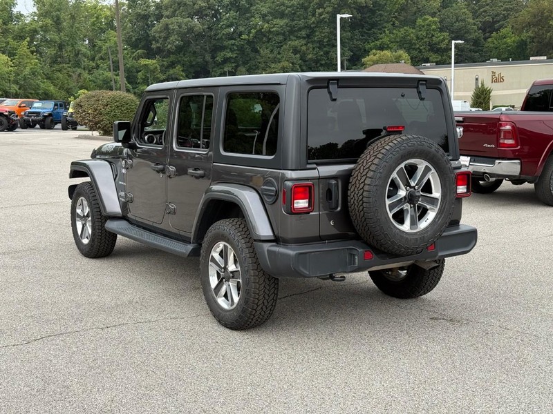 Jeep Wrangler Unlimited Vehicle Image 04