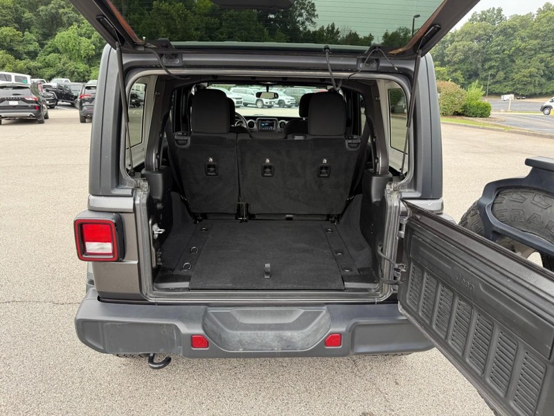 Jeep Wrangler Unlimited Vehicle Image 07