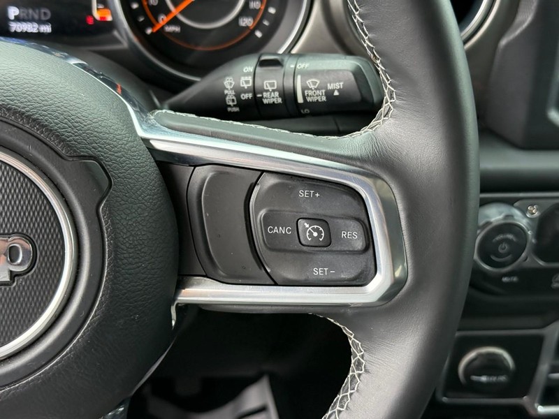 Jeep Wrangler Unlimited Vehicle Image 22