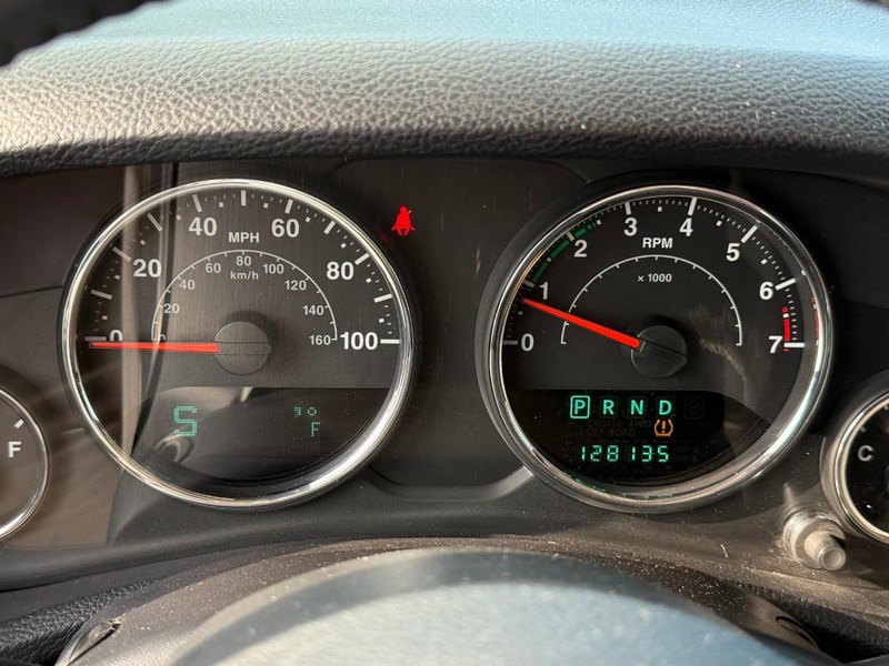 Jeep Wrangler Unlimited Vehicle Image 24