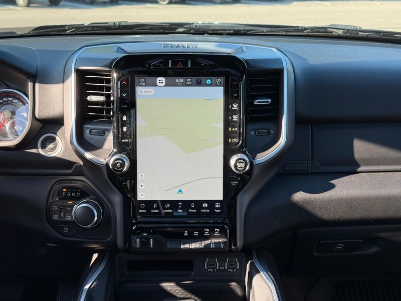 Ram 1500 Vehicle Image 17