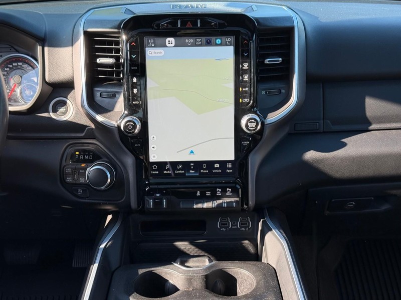 Ram 1500 Vehicle Image 18