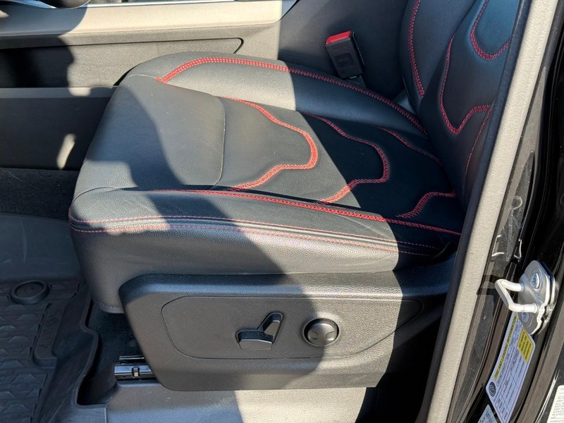 Ram 1500 Vehicle Image 21