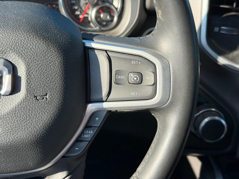 Ram 1500 Vehicle Image 25
