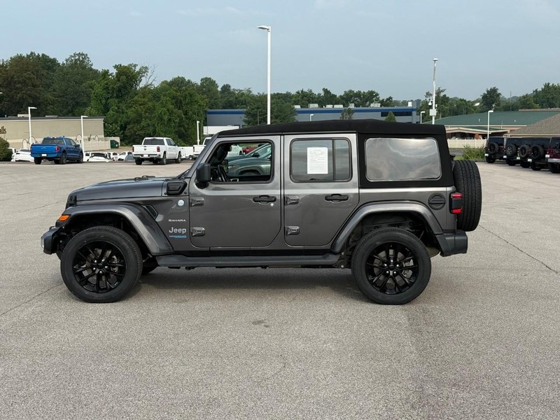 Jeep Wrangler 4xe Vehicle Image 03