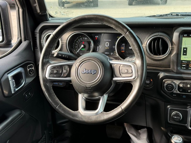 Jeep Wrangler 4xe Vehicle Image 16
