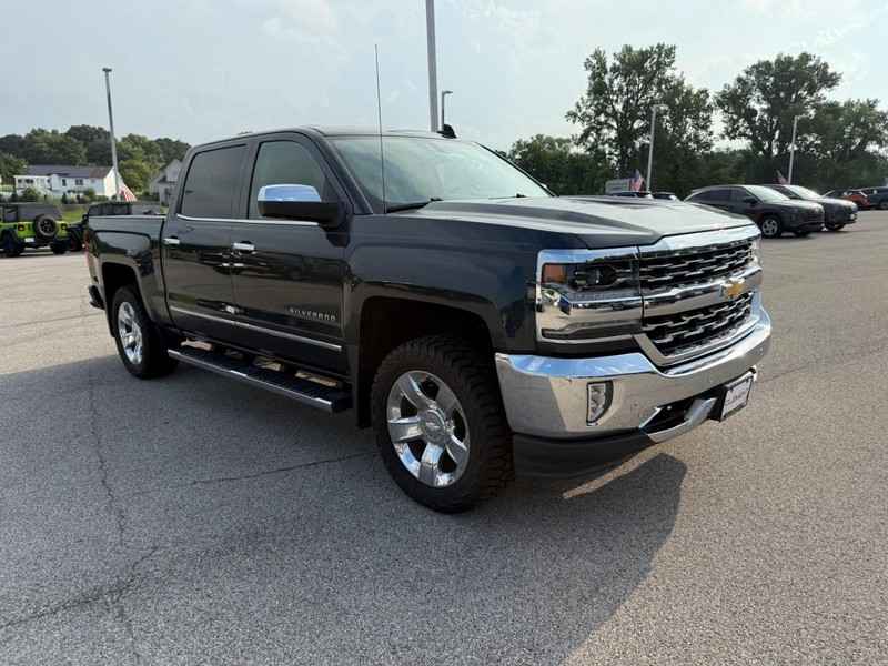 Chevrolet Silverado 1500 Vehicle Image 11