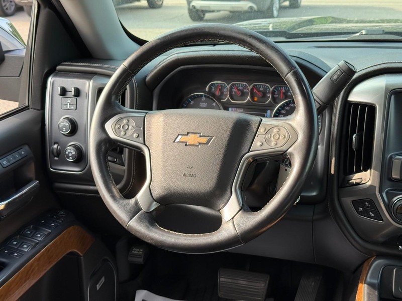 Chevrolet Silverado 1500 Vehicle Image 15