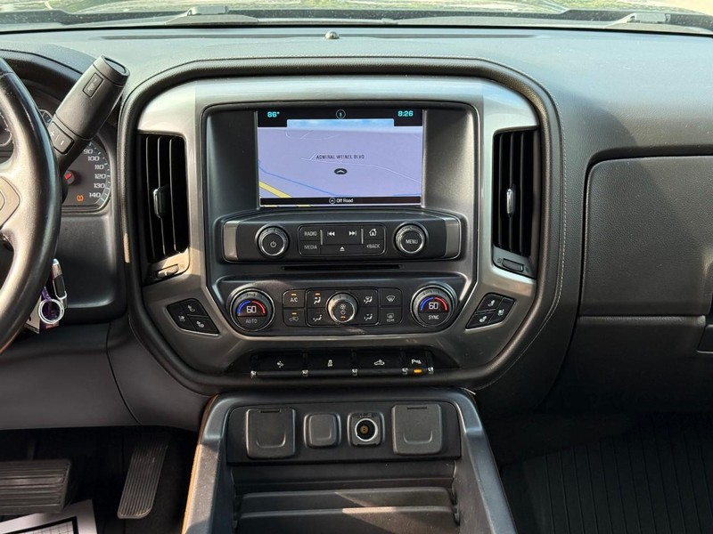 Chevrolet Silverado 1500 Vehicle Image 16