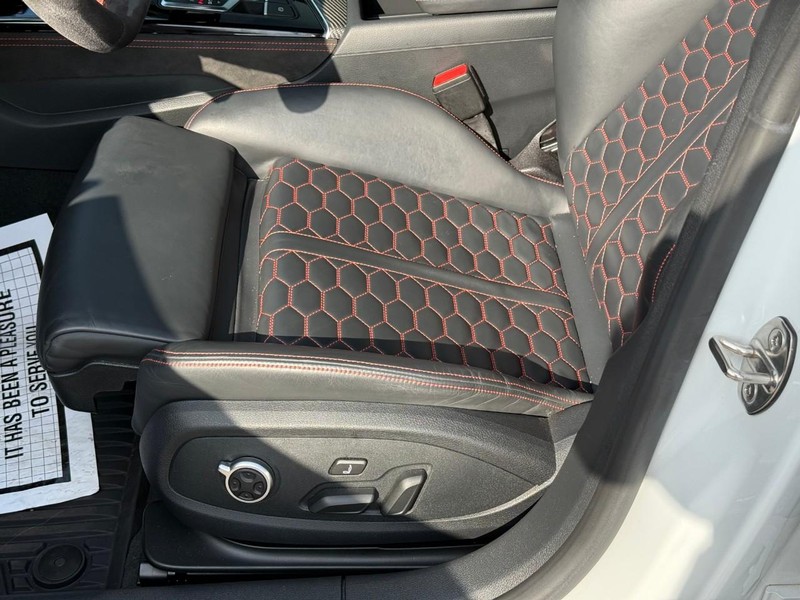 Audi RS 5 Sportback Vehicle Image 21