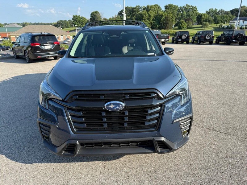 Subaru Ascent Vehicle Image 13