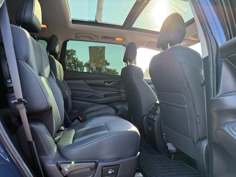 Subaru Ascent Vehicle Image 14