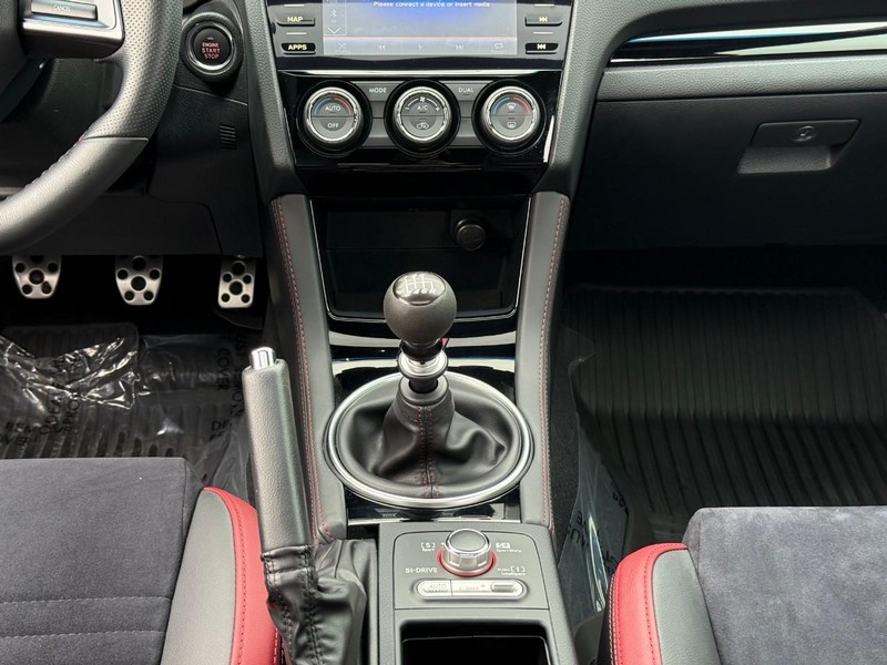 Subaru WRX Vehicle Image 18